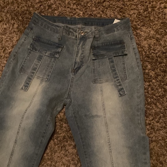 Baby blue - Picture 2 of 3